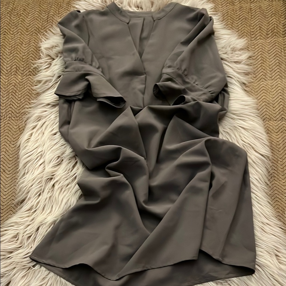 Elegant Gray Long Sleeve Dress